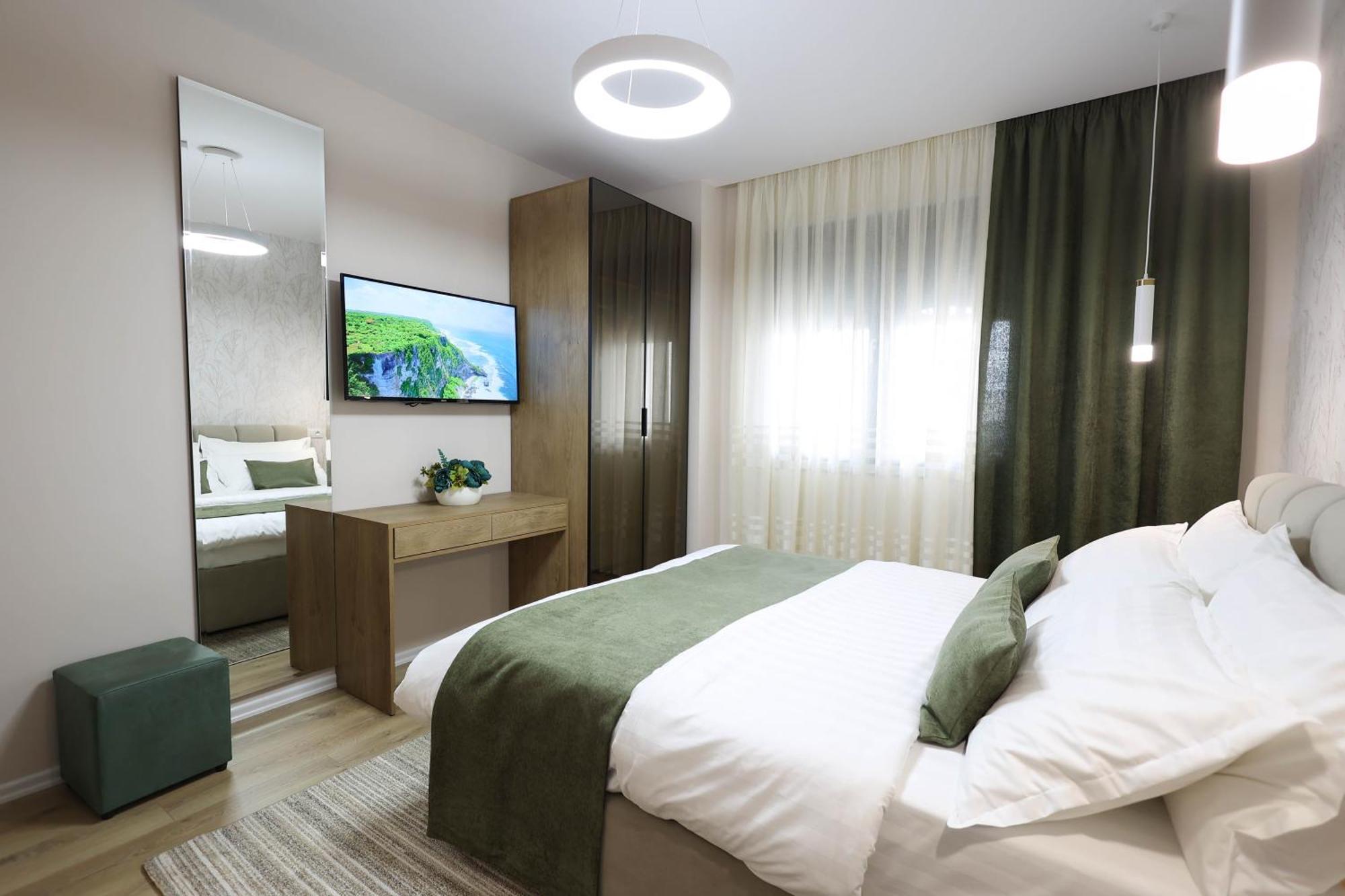 Grandstay Apartments ดูร์เรส ภายนอก รูปภาพ
