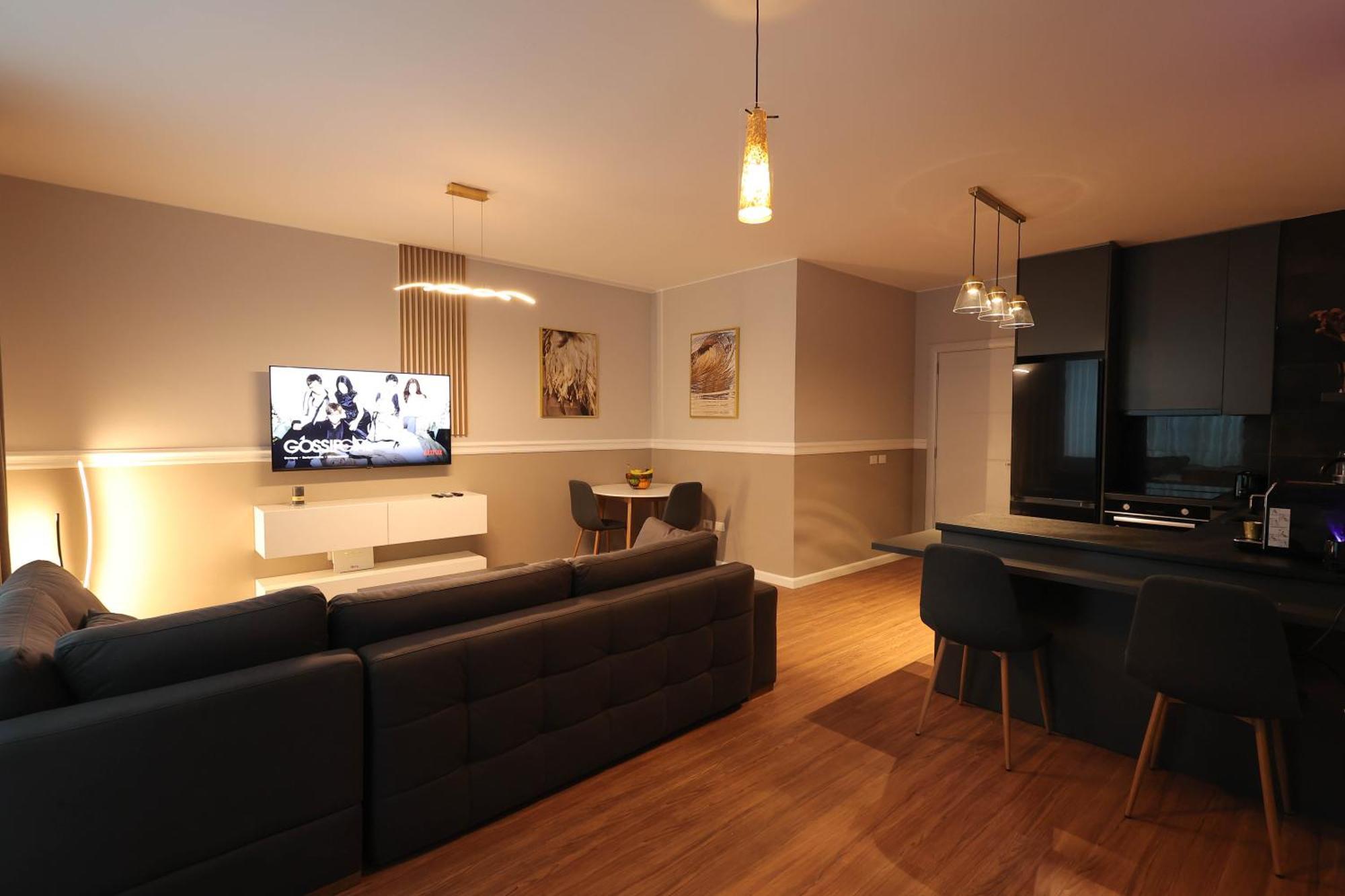 Grandstay Apartments ดูร์เรส ภายนอก รูปภาพ