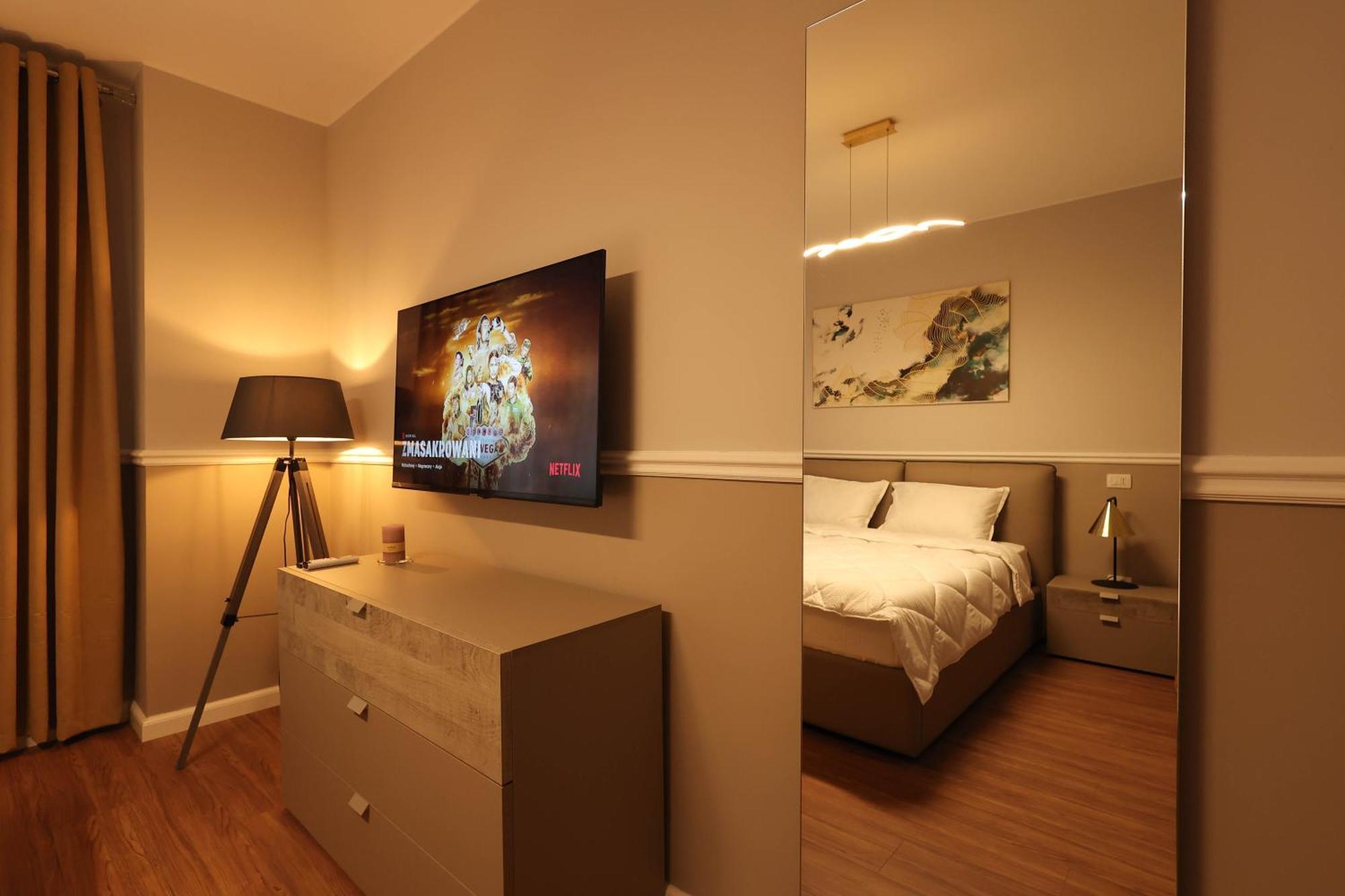 Grandstay Apartments ดูร์เรส ภายนอก รูปภาพ