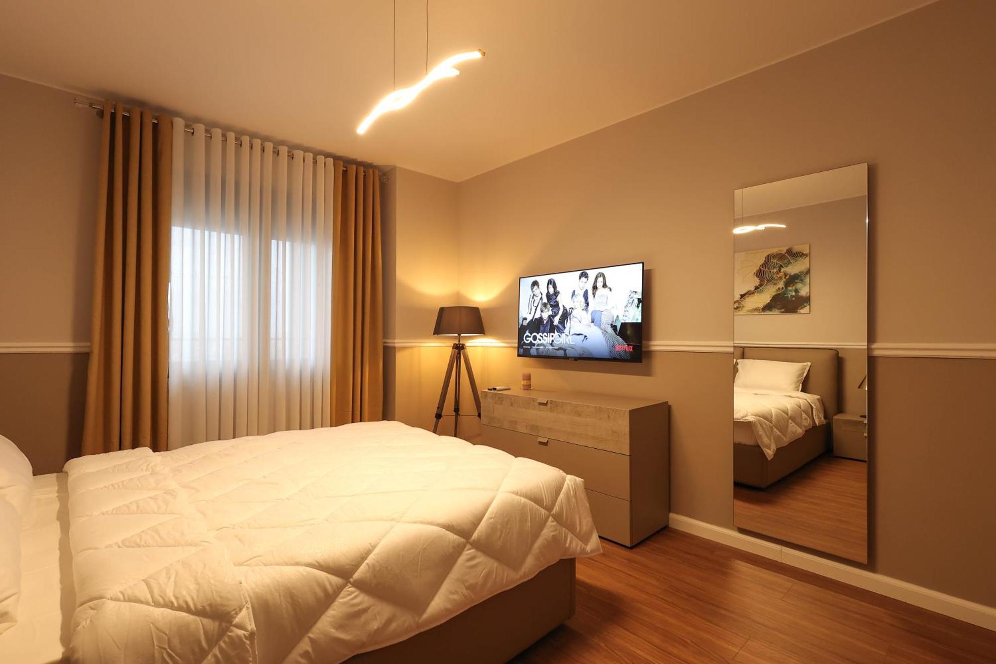 Grandstay Apartments ดูร์เรส ภายนอก รูปภาพ