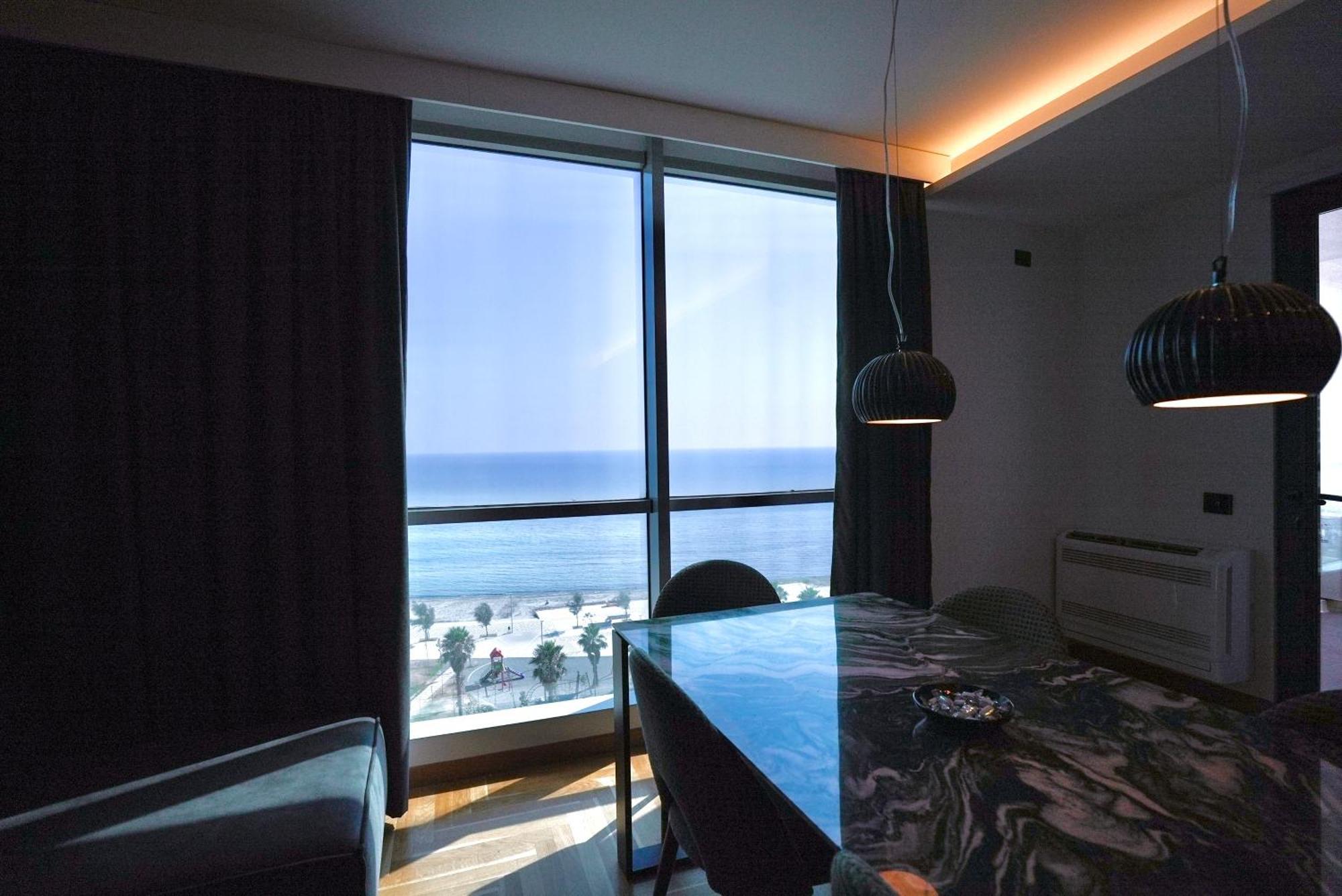 Grandstay Apartments ดูร์เรส ภายนอก รูปภาพ